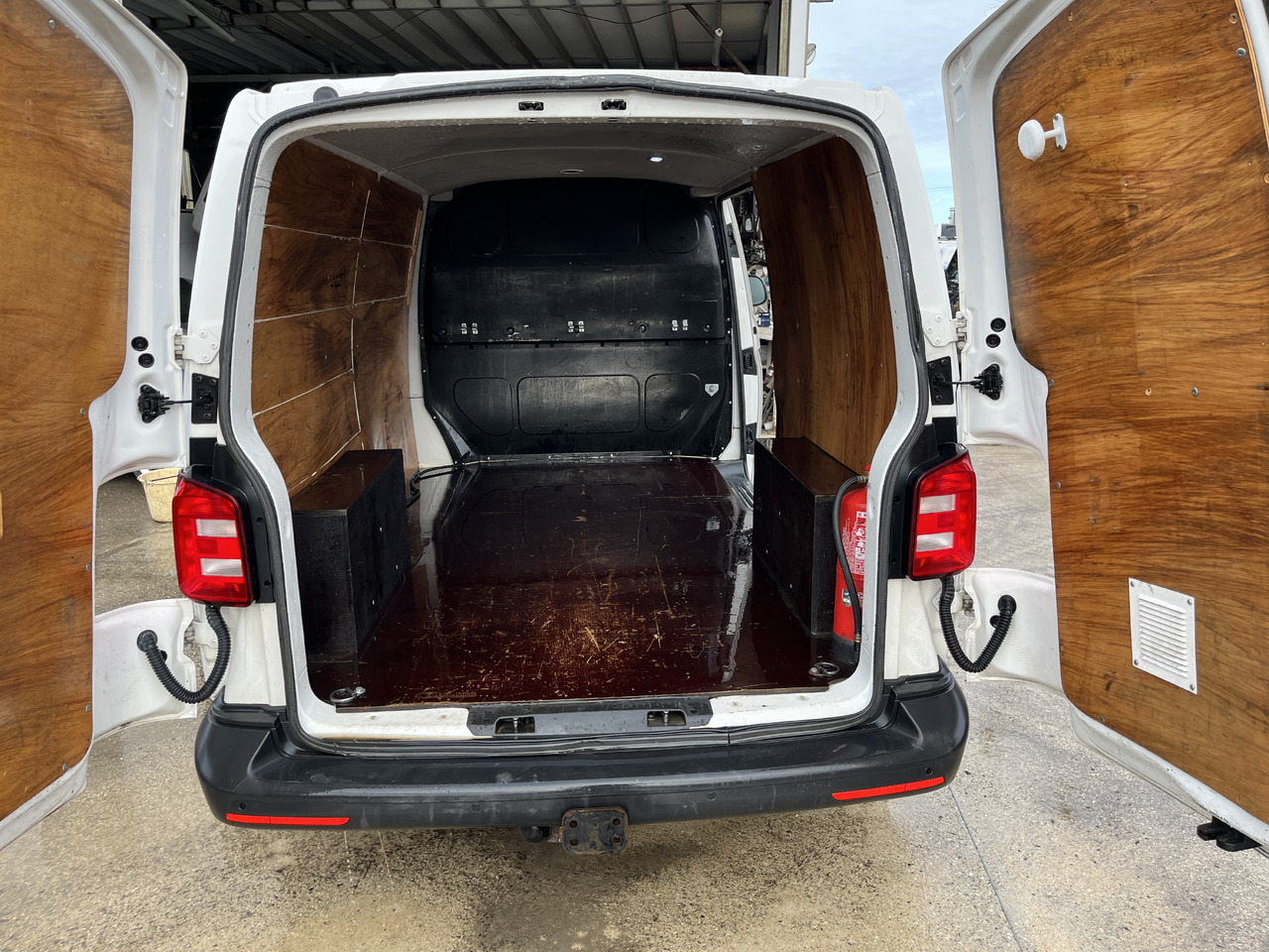 Volkswagen Transporter T6 2L tdi 150cv long bas 4x4 4motion - Fourgon utilitaire: photos 5 Volkswagen Transporter T6 2L tdi 150cv long bas 4x4 4motion - Fourgon utilitaire: photos 5