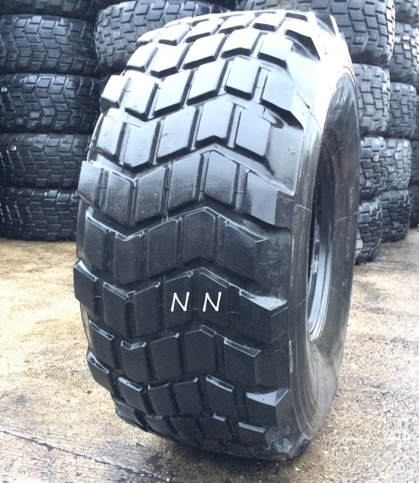 Michelin 525/65R20.5 XS - USED NN 95%  - Pneu pour Machine agricole: photos 1 Michelin 525/65R20.5 XS - USED NN 95%  - Pneu pour Machine agricole: photos 1
