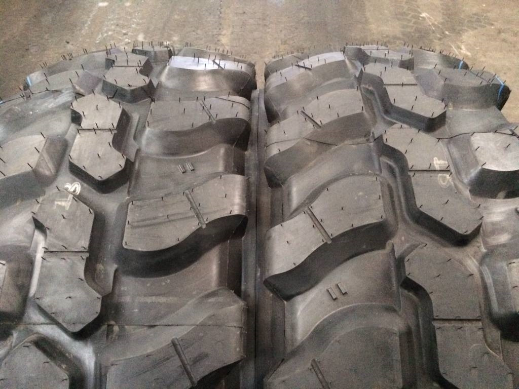 Trexcavator 315/80R22.5 ATB - NEW - Pneu pour Engins de chantier: photos 3 Trexcavator 315/80R22.5 ATB - NEW - Pneu pour Engins de chantier: photos 3