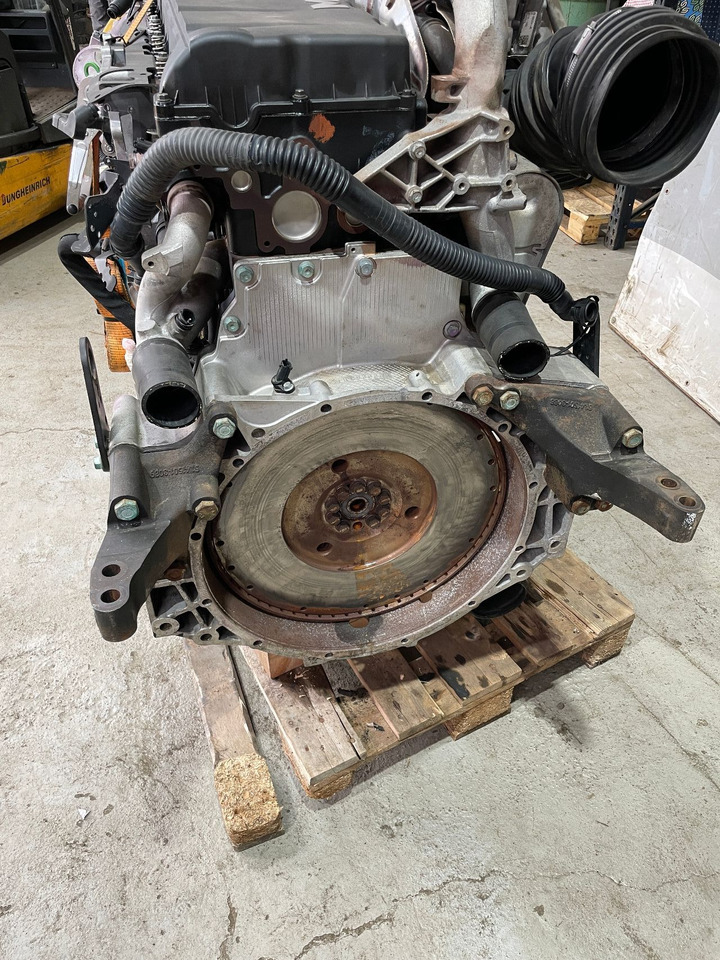 MAN Motor MAN TGX TGS D2066 Euro 6 Lf25 LF 25 - Moteur et pièces pour Camion: photos 2 MAN Motor MAN TGX TGS D2066 Euro 6 Lf25 LF 25 - Moteur et pièces pour Camion: photos 2