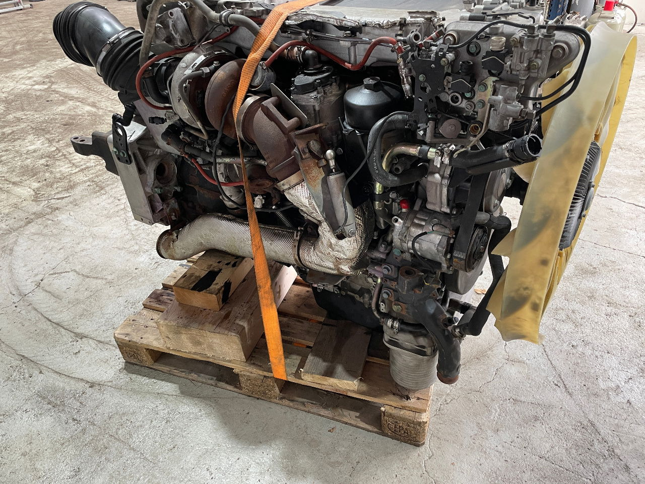 MAN Motor MAN TGX TGS D2066 Euro 6 Lf25 LF 25 - Moteur et pièces pour Camion: photos 4 MAN Motor MAN TGX TGS D2066 Euro 6 Lf25 LF 25 - Moteur et pièces pour Camion: photos 4