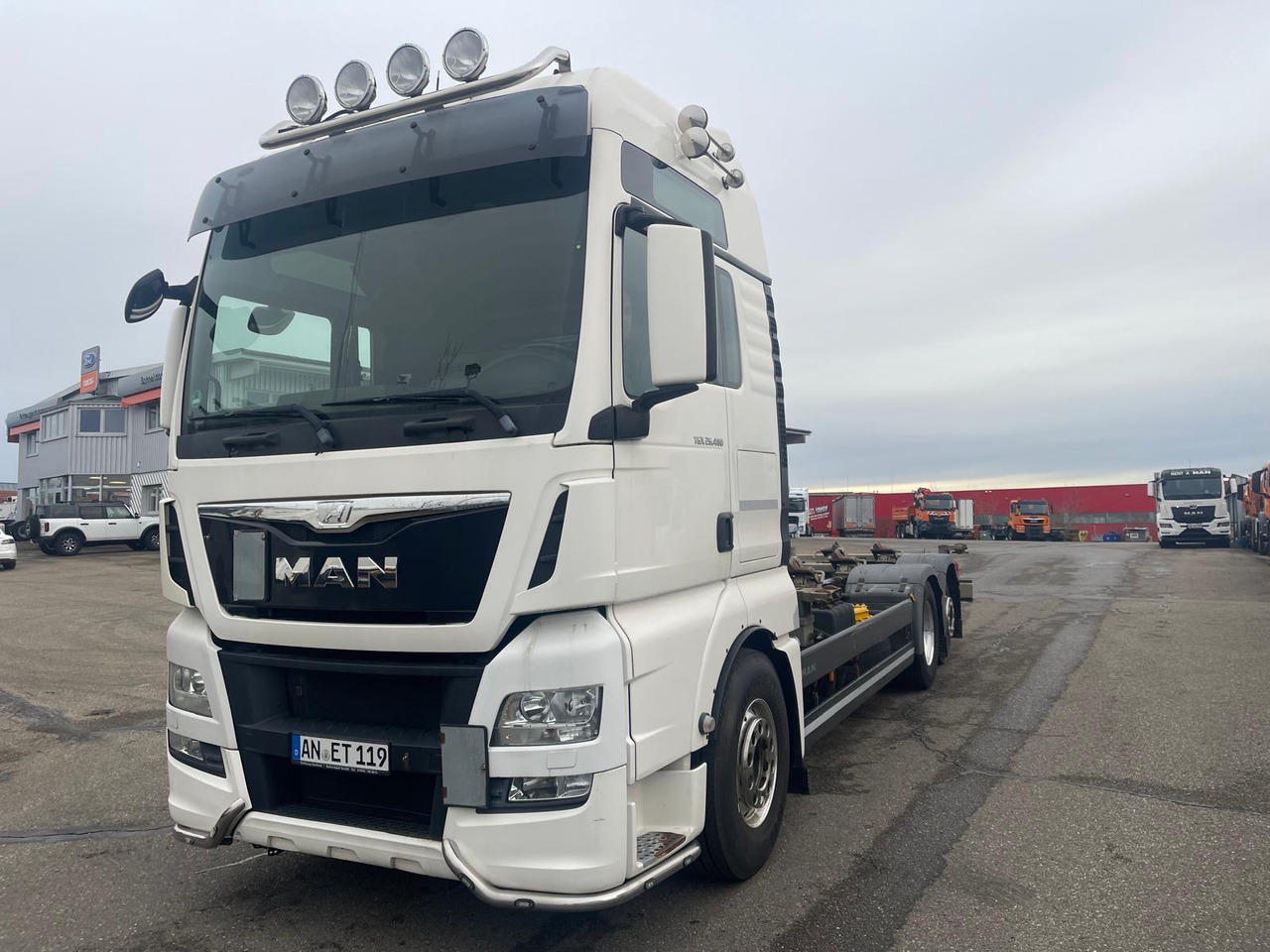 MAN TGX 26.480 6x2 LL EURO6 * Schiebedach * GERMAN TRUCK - Tracteur routier: photos 3 MAN TGX 26.480 6x2 LL EURO6 * Schiebedach * GERMAN TRUCK - Tracteur routier: photos 3