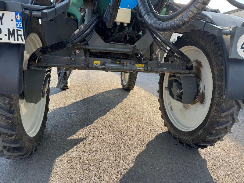 BERTHOUD RAPTOR 3240 - Pulvé automoteur: photos 5 BERTHOUD RAPTOR 3240 - Pulvé automoteur: photos 5