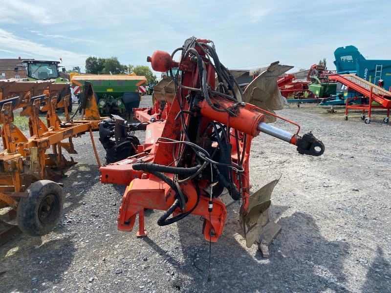KUHN VARIMASTER 153 - Charrue: photos 3 KUHN VARIMASTER 153 - Charrue: photos 3