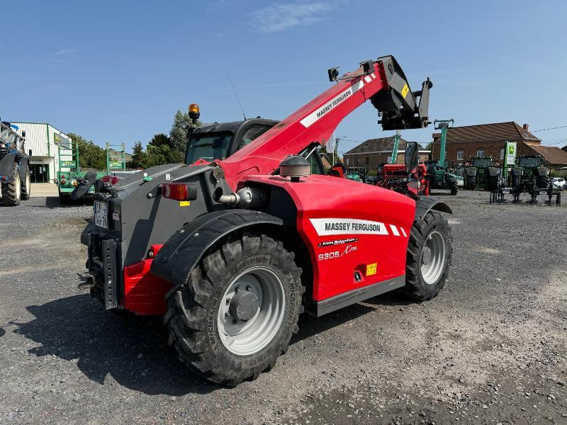 MASSEY-FERGUSON 9305 XTRA - Chariot télescopique: photos 4 MASSEY-FERGUSON 9305 XTRA - Chariot télescopique: photos 4