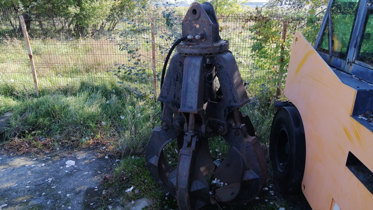 High capacity grapple-Scrap iron/Concrete/Demolition - Grappin: photos 5 High capacity grapple-Scrap iron/Concrete/Demolition - Grappin: photos 5