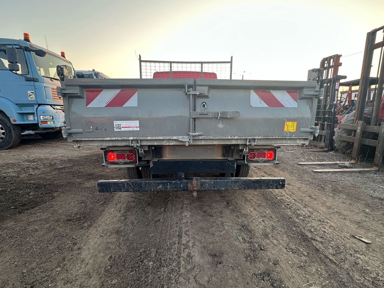 Iveco Daily Van - Utilitaire benne: photos 4 Iveco Daily Van - Utilitaire benne: photos 4