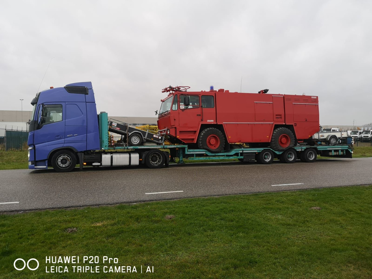 KRONENBURG K45 FIRE TRUCK - Camion de pompier: photos 2 KRONENBURG K45 FIRE TRUCK - Camion de pompier: photos 2