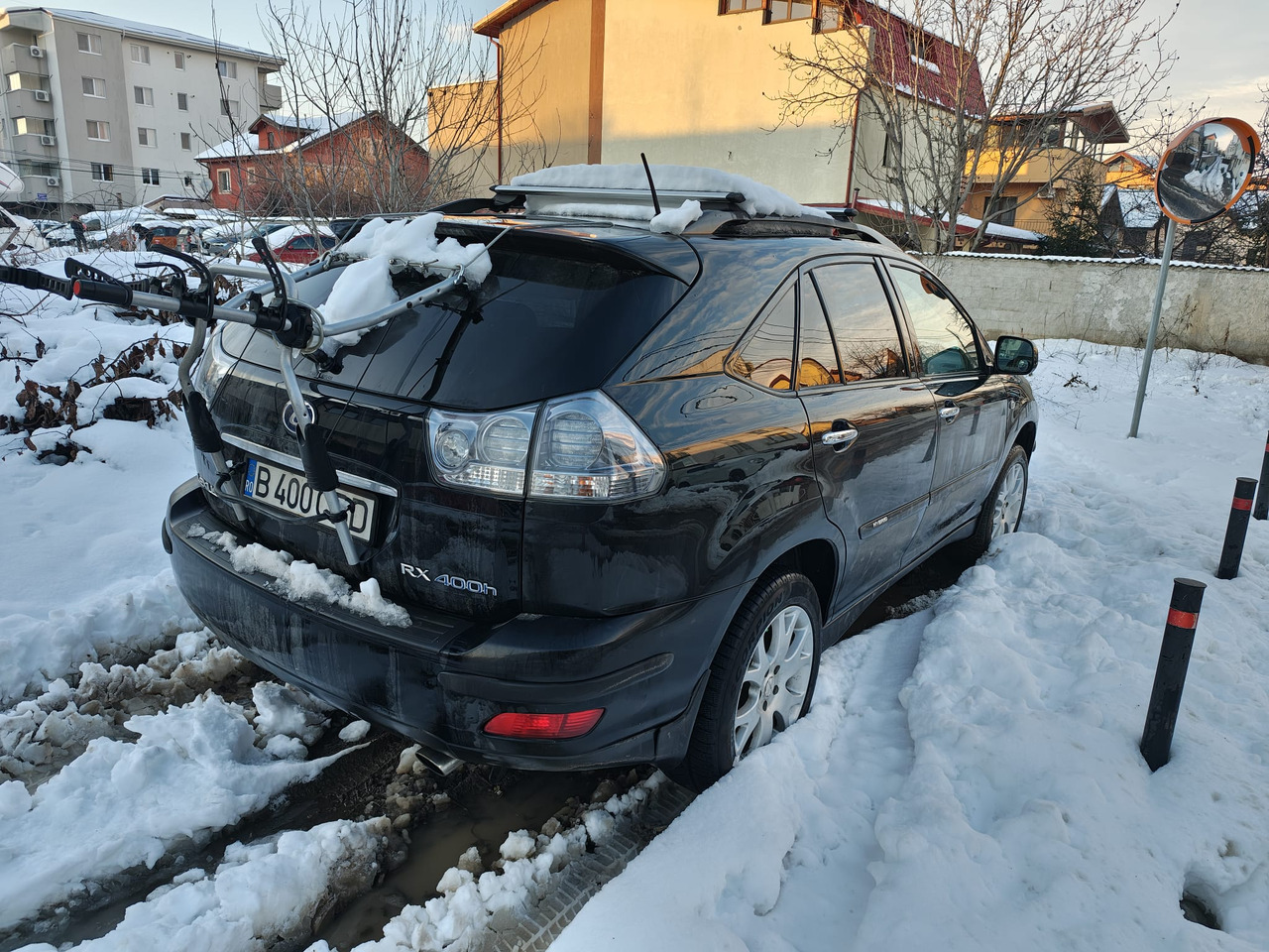 SUV Lexus RX 400H: photos 7