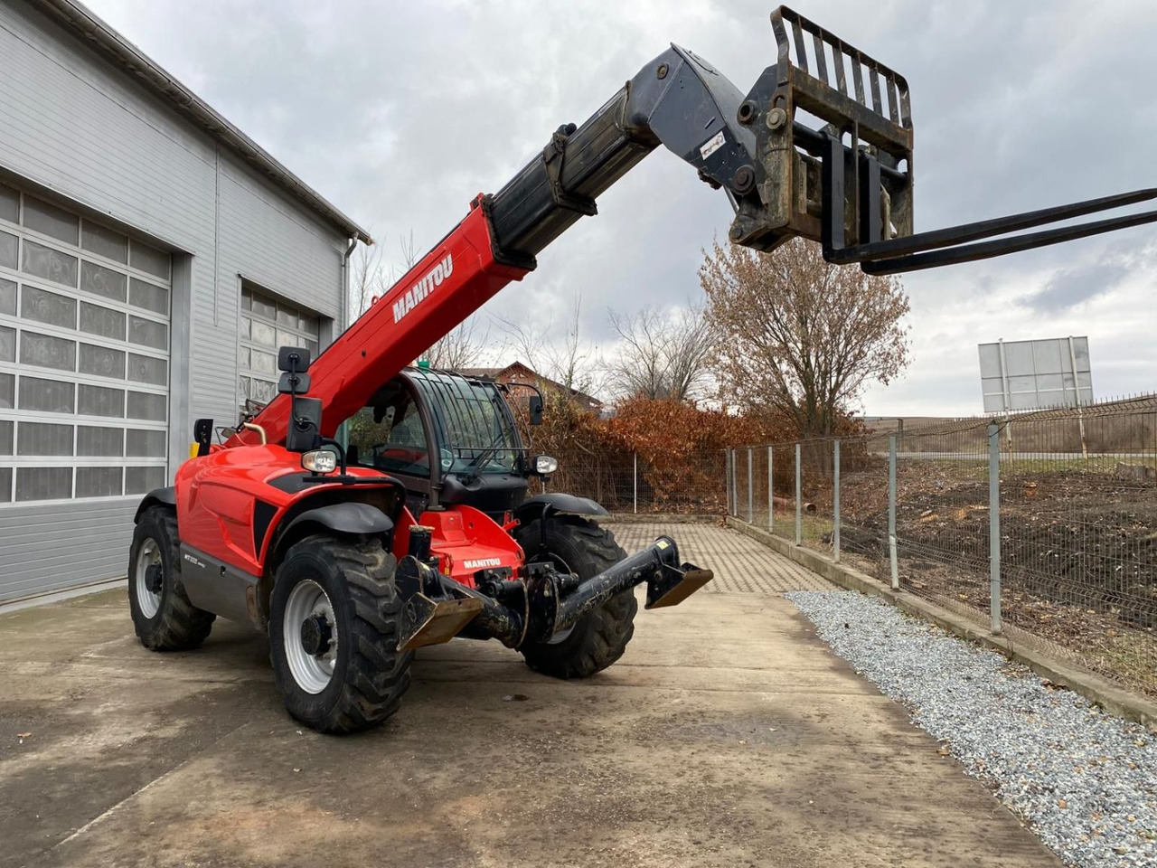 Manitou MT 1335 Telescopic Loader, 4x4x4, Top - Chariot télescopique: photos 1 Manitou MT 1335 Telescopic Loader, 4x4x4, Top - Chariot télescopique: photos 1