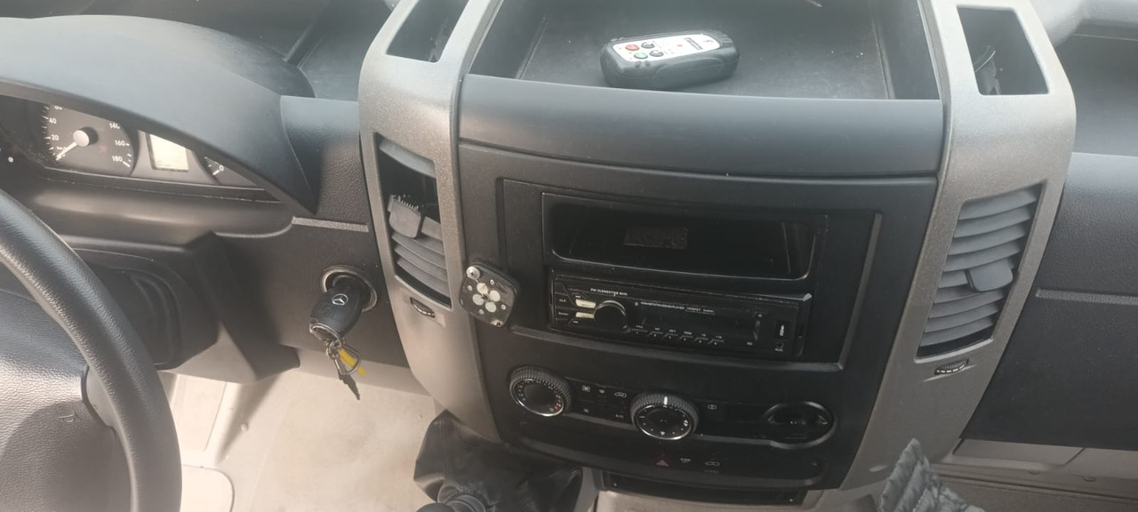 Mercedes Benz Sprinter 316 CDI Euro 6 !!! - Fourgon utilitaire: photos 4 Mercedes Benz Sprinter 316 CDI Euro 6 !!! - Fourgon utilitaire: photos 4