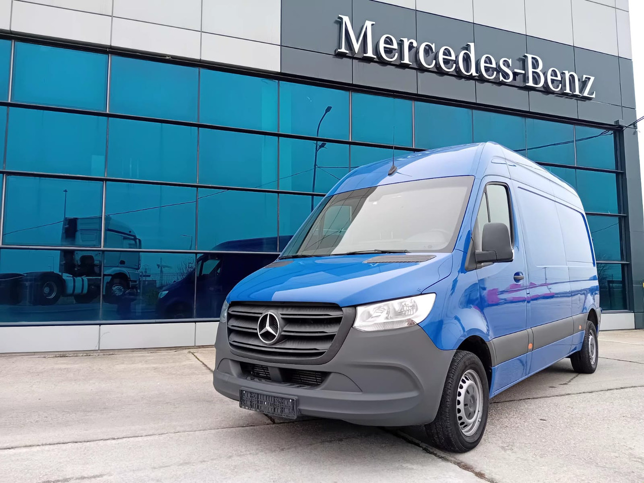 Mercedes-Benz Sprinter L2H2 2.2D 115CP, TOP !!! - Fourgon utilitaire: photos 1 Mercedes-Benz Sprinter L2H2 2.2D 115CP, TOP !!! - Fourgon utilitaire: photos 1