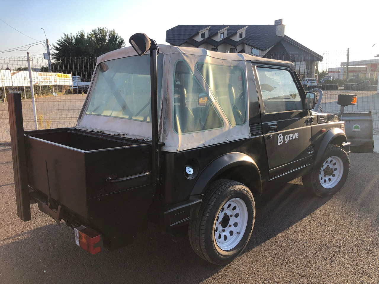 SUZUKI SAMURAI - SUV: photos 4 SUZUKI SAMURAI - SUV: photos 4