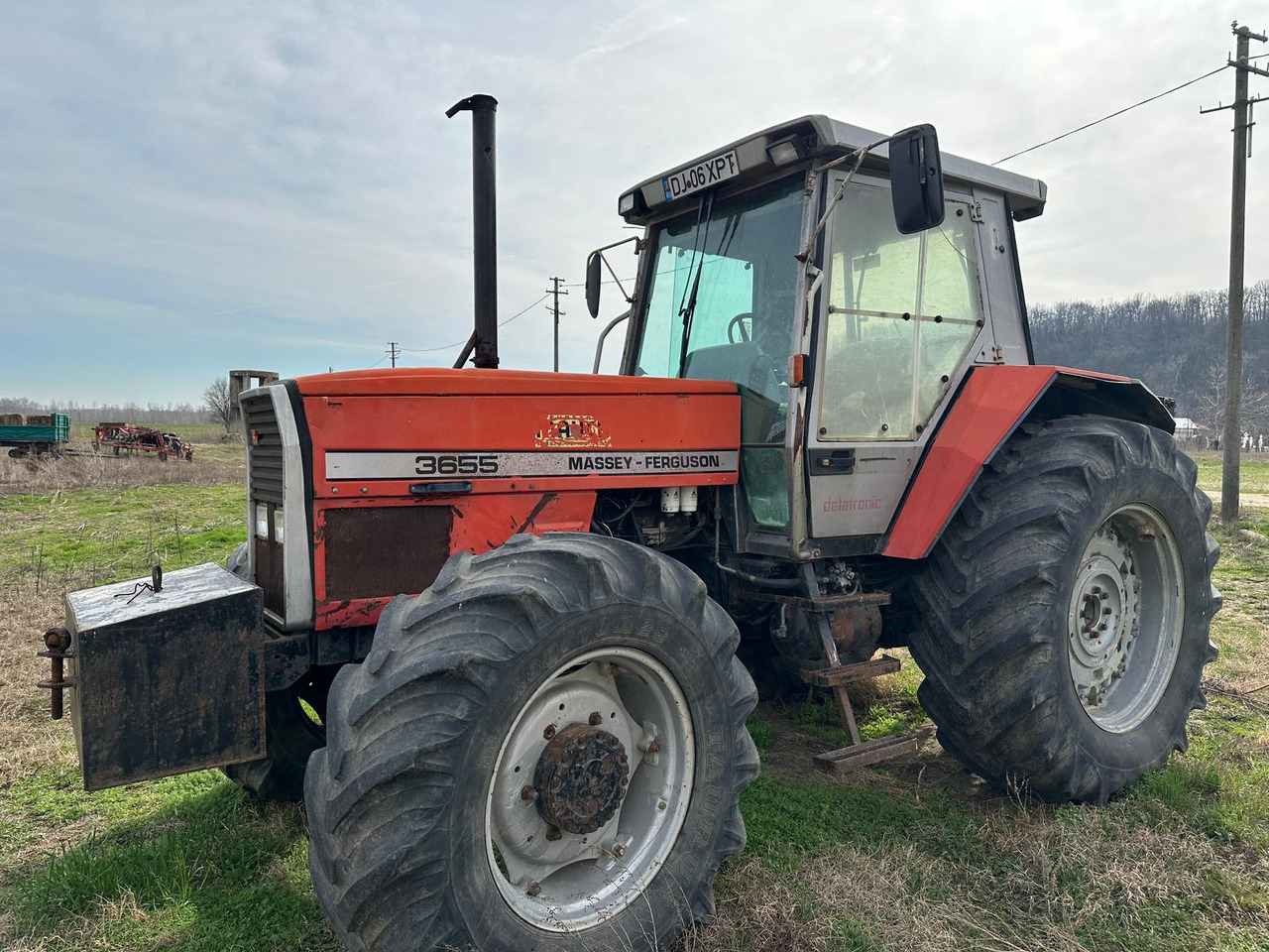 Tractor agricol Massey Ferguson 3655 - Tracteur agricole: photos 1 Tractor agricol Massey Ferguson 3655 - Tracteur agricole: photos 1