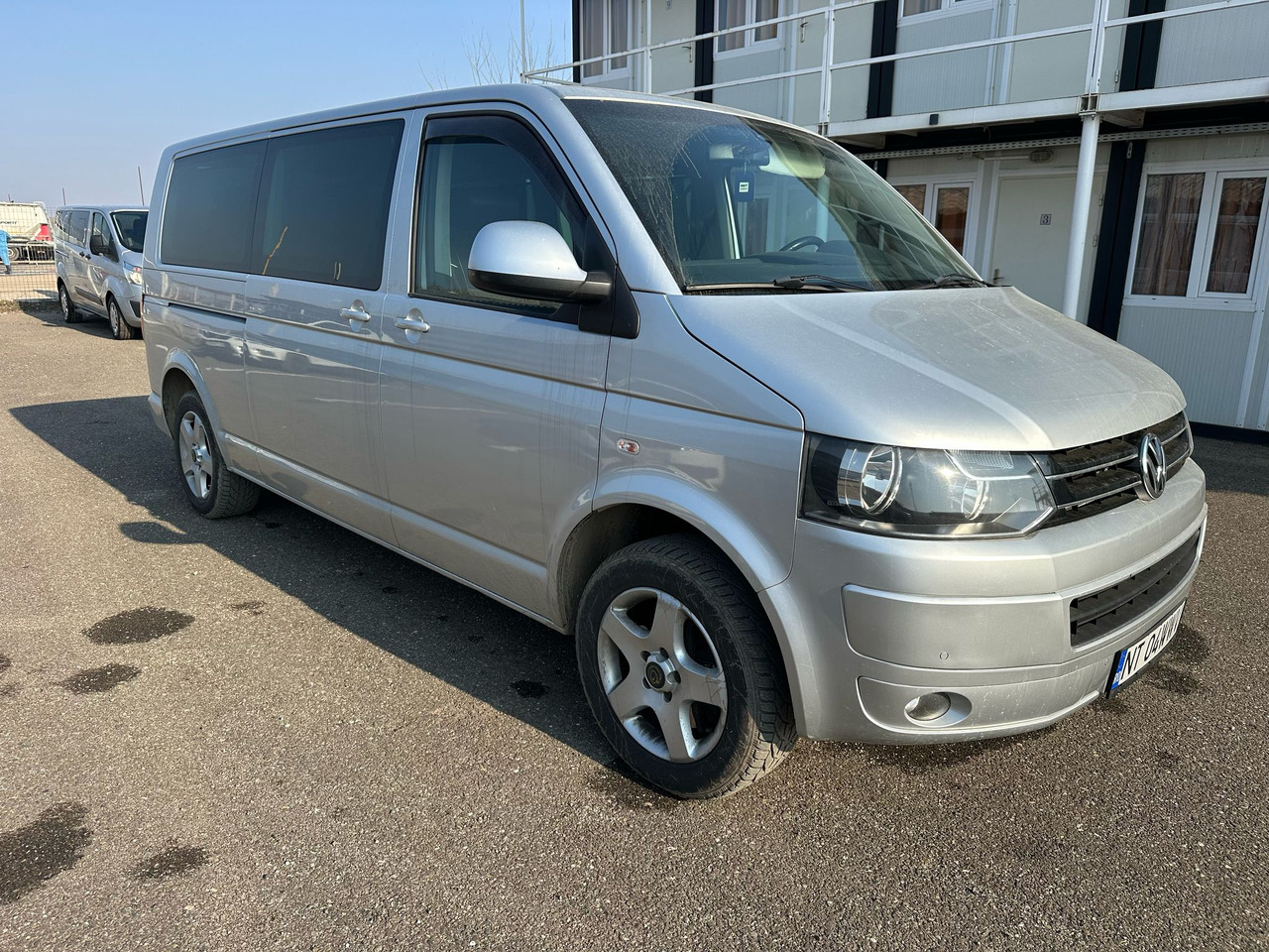 VOLKSWAGEN MULTIVAN - Transport de personnes: photos 2 VOLKSWAGEN MULTIVAN - Transport de personnes: photos 2