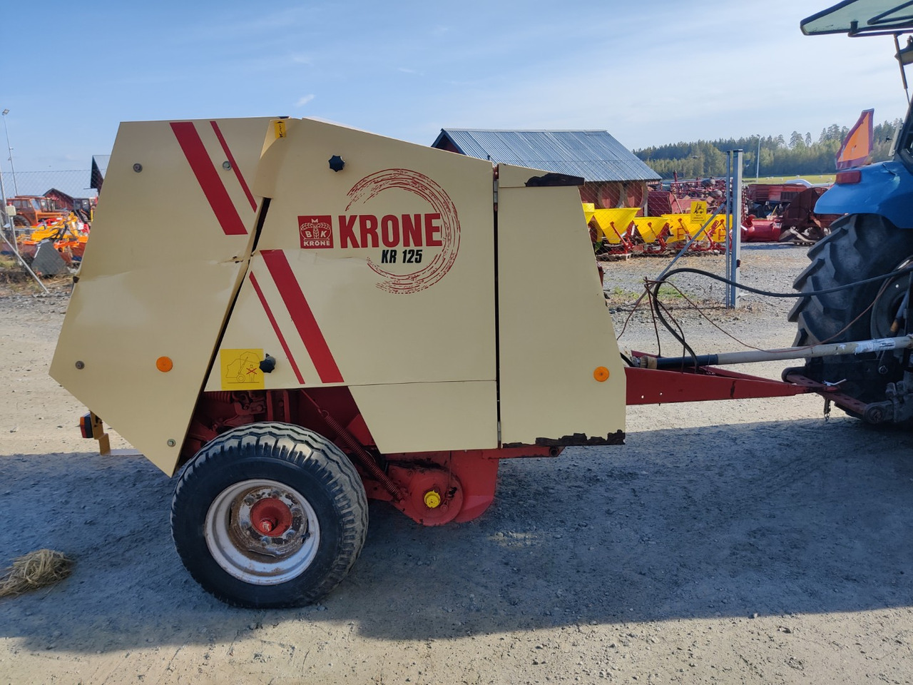 KRONE KR 125 - Presse à balles rondes: photos 2 KRONE KR 125 - Presse à balles rondes: photos 2