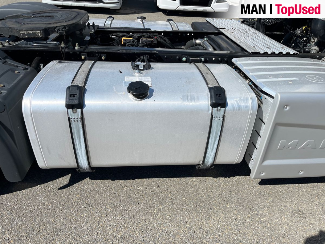 MAN TGX 18.470 4x2 LL SA Euro6 Retarder Klima ZV - Tracteur routier: photos 5 MAN TGX 18.470 4x2 LL SA Euro6 Retarder Klima ZV - Tracteur routier: photos 5