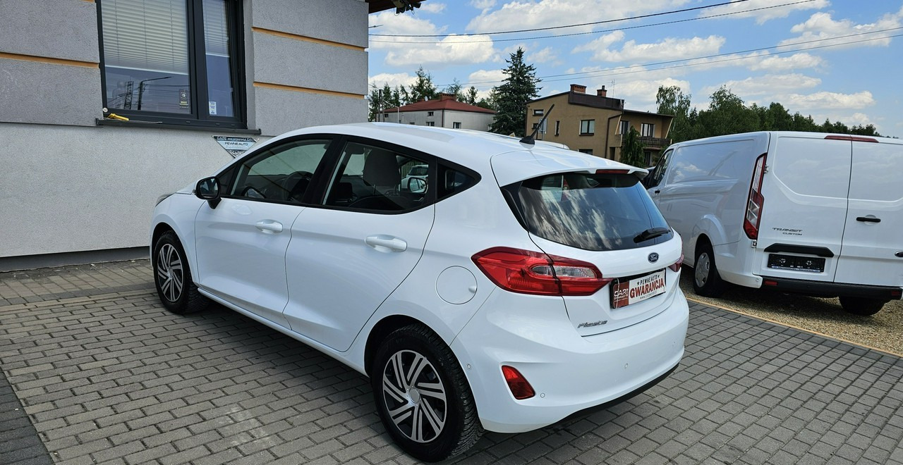 Ford Fiesta IX mk8 * 5-drzwi * - Voiture à hayon: photos 5 Ford Fiesta IX mk8 * 5-drzwi * - Voiture à hayon: photos 5