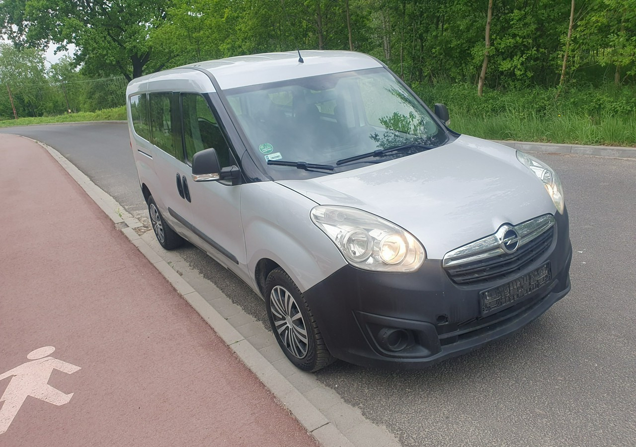 Opel Combo III wersja długa *long* - Voiture: photos 3 Opel Combo III wersja długa *long* - Voiture: photos 3