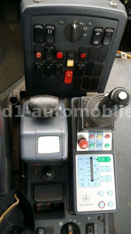 Véhicule de voirie/ Spécial Mercedes-Benz Unimog U 300 Kipper Zugmaschine Kommunalhydraulik U 500 400 U 300 Kipper Zugmaschine Kommunalhydraulik U 500 400: photos 14