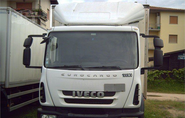 Iveco EUROCARGOeurocargo 150e22 - Camion fourgon: photos 2 Iveco EUROCARGOeurocargo 150e22 - Camion fourgon: photos 2