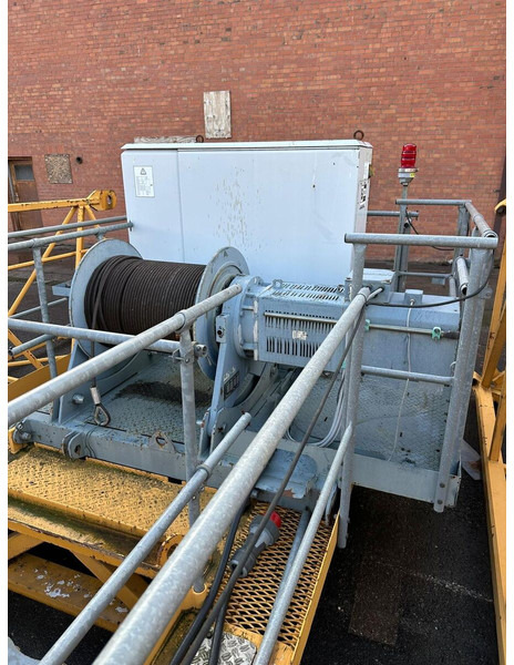 Liebherr 132EC-HM6, 60m jib, 2006yom - Grue à tour: photos 5 Liebherr 132EC-HM6, 60m jib, 2006yom - Grue à tour: photos 5