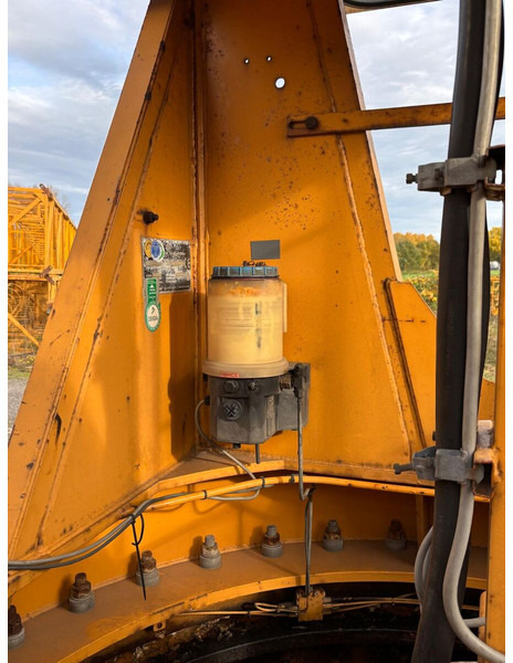 Liebherr 140EC-H6 - Grue à tour: photos 5 Liebherr 140EC-H6 - Grue à tour: photos 5