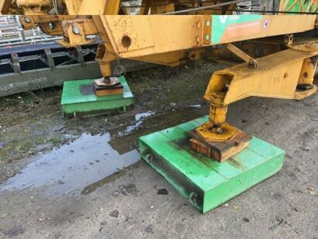 Liebherr 63K, 1991yom - BERLIN - Grue à tour: photos 4 Liebherr 63K, 1991yom - BERLIN - Grue à tour: photos 4