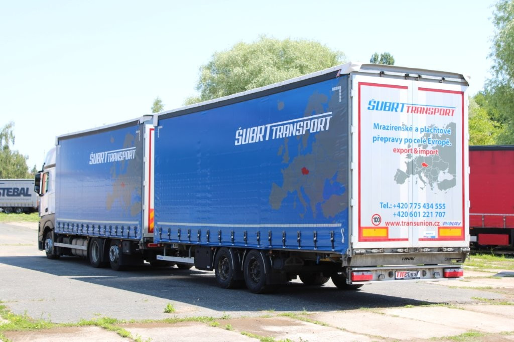 Mercedes-Benz Actros 2542 NAVIGACE + PANAV (8,20m x 2,48m x 3m) - Camion à rideaux coulissants: photos 3 Mercedes-Benz Actros 2542 NAVIGACE + PANAV (8,20m x 2,48m x 3m) - Camion à rideaux coulissants: photos 3