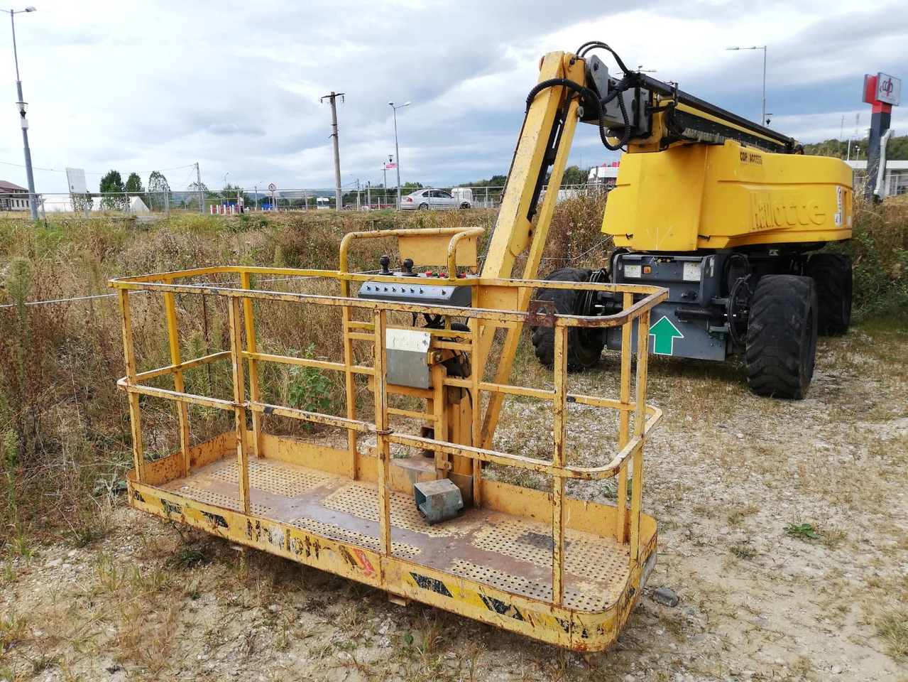 HAULOTTE 32 PX - Nacelle articulée: photos 3 HAULOTTE 32 PX - Nacelle articulée: photos 3