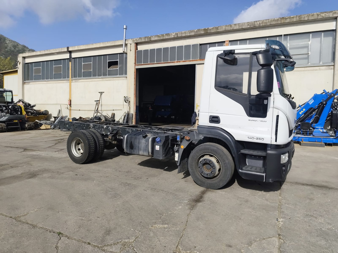 IVECO EUROCARGO 140-250 - Châssis cabine: photos 5 IVECO EUROCARGO 140-250 - Châssis cabine: photos 5