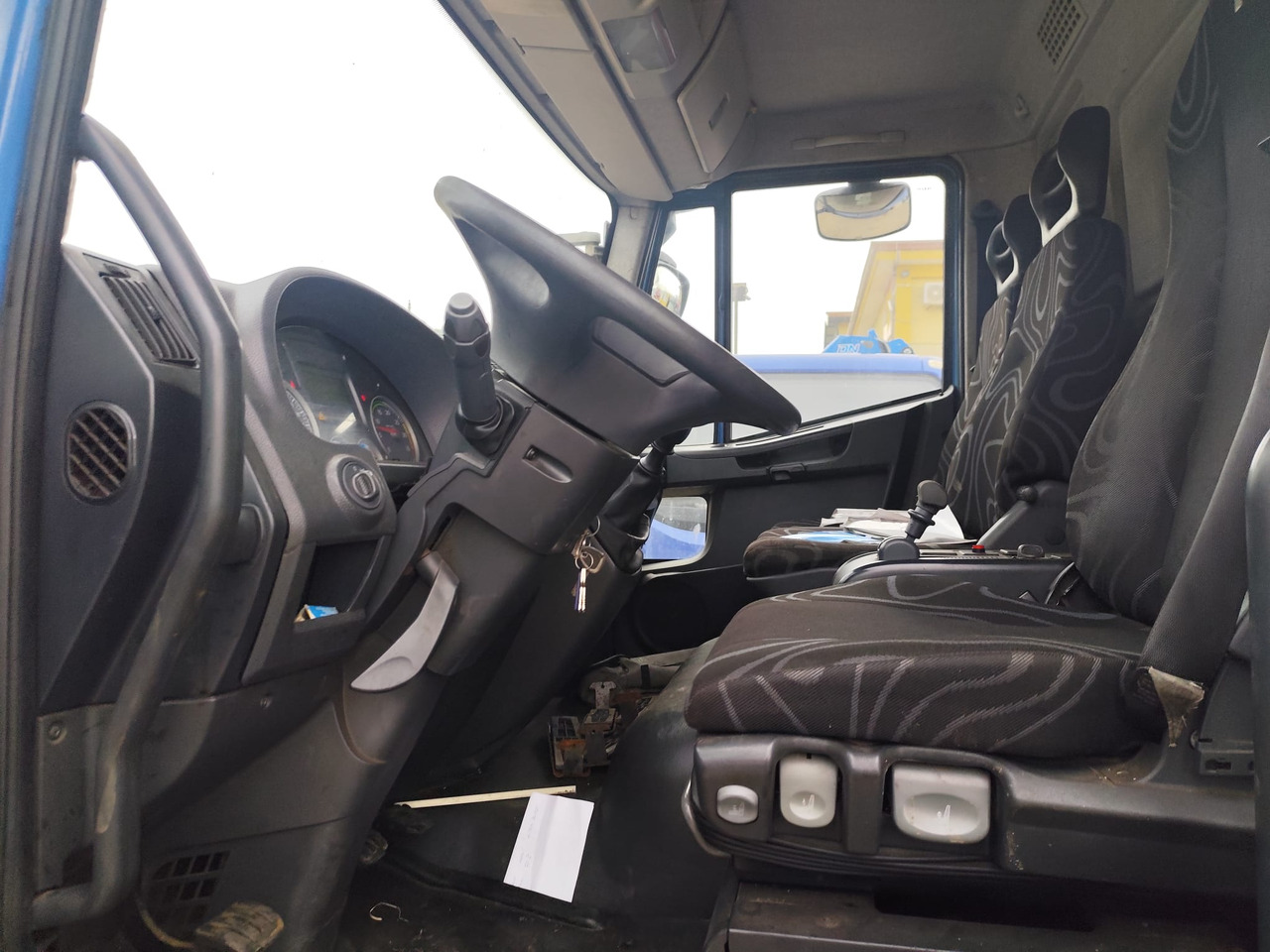 Châssis cabine IVECO EUROCARGO 140E25: photos 9 Châssis cabine IVECO EUROCARGO 140E25: photos 9