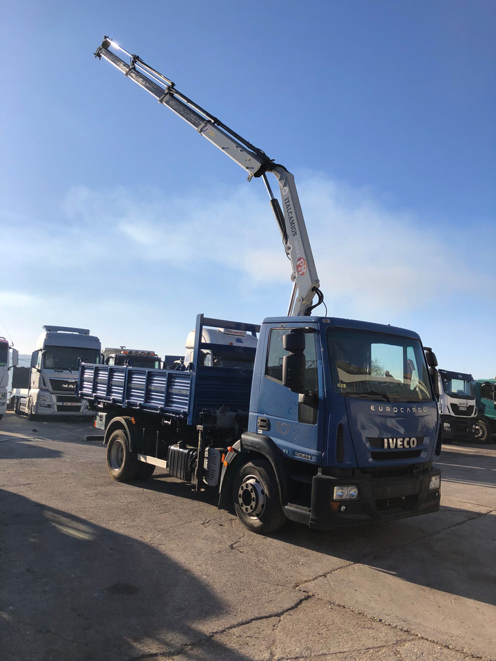 IVECO EUROCARGO 140E25 - Camion grue: photos 1 IVECO EUROCARGO 140E25 - Camion grue: photos 1
