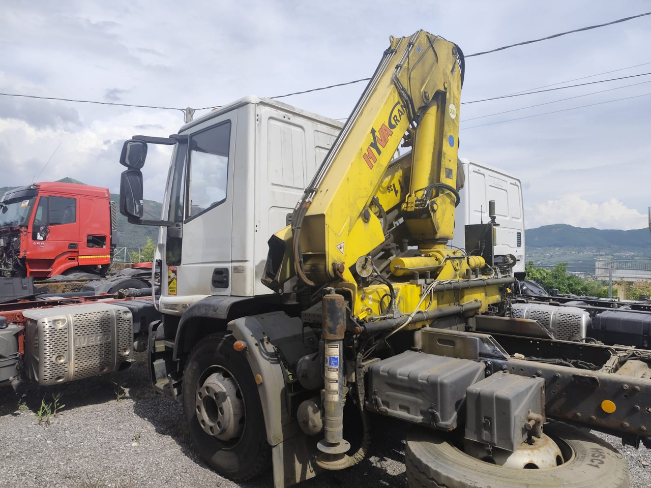 Camion grue IVECO EUROCARGO 160E25K: photos 10 Camion grue IVECO EUROCARGO 160E25K: photos 10