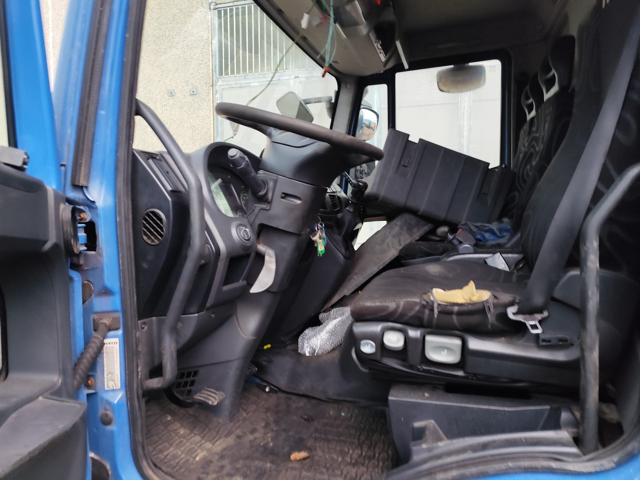 IVECO EUROCARGO 190EL28 - Châssis cabine: photos 4 IVECO EUROCARGO 190EL28 - Châssis cabine: photos 4