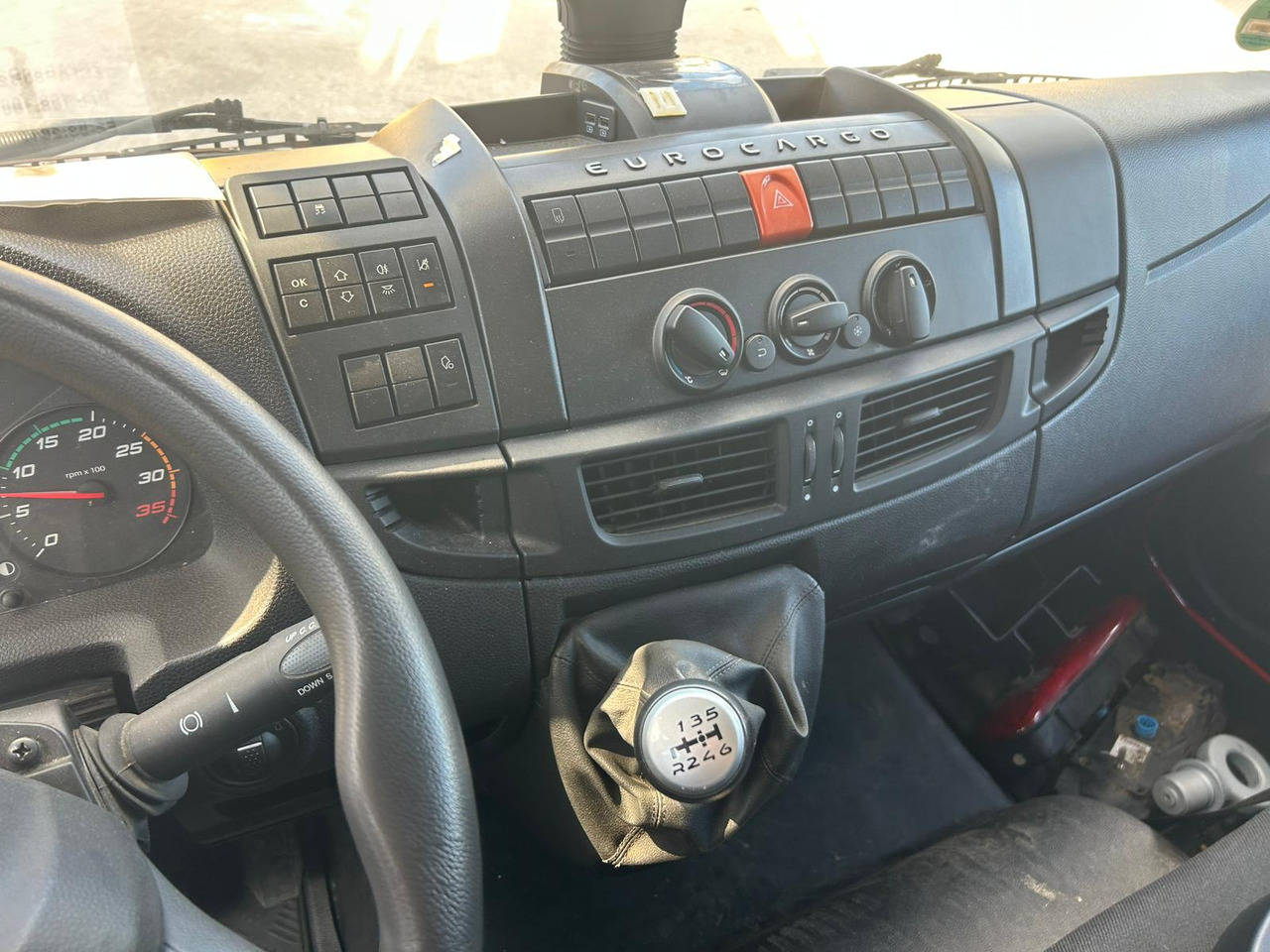 Camion benne IVECO EUROCARGO 80-190: photos 46