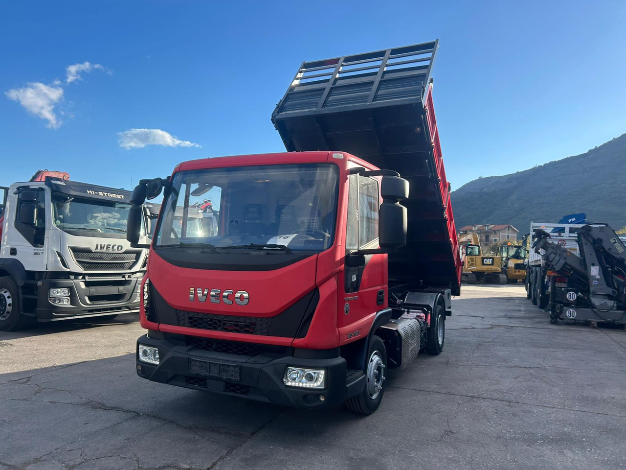 Camion benne IVECO EUROCARGO 80-190: photos 31