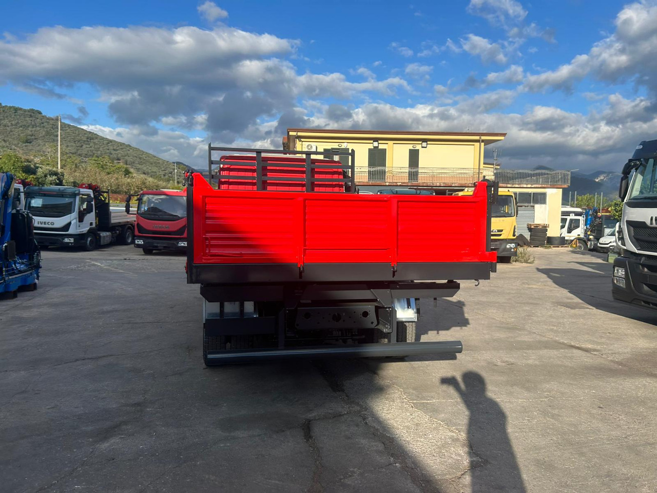 Camion benne IVECO EUROCARGO 80-190: photos 15