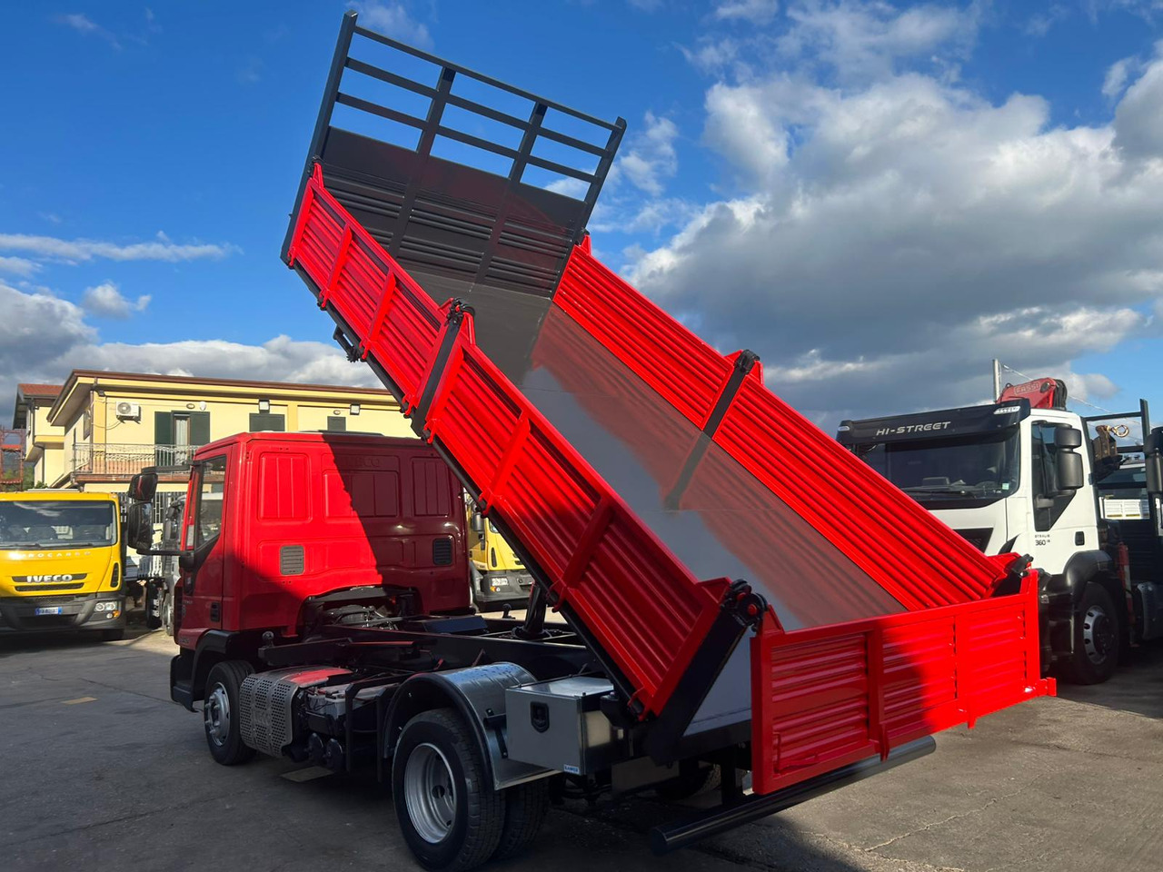 Camion benne IVECO EUROCARGO 80-190: photos 34