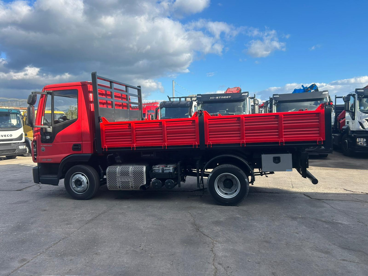 Camion benne IVECO EUROCARGO 80-190: photos 19