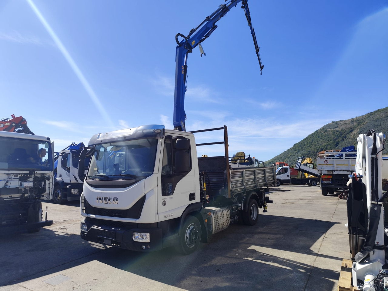 Camion grue, Camion benne IVECO EUROCARGO 80-210: photos 6