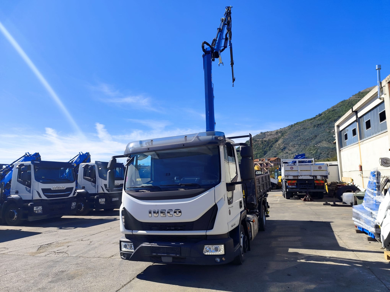 Camion grue, Camion benne IVECO EUROCARGO 80-210: photos 17