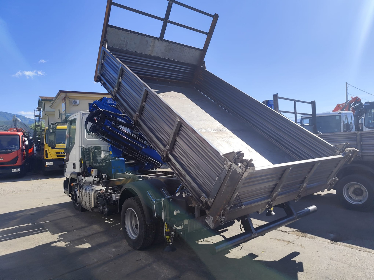 Camion grue, Camion benne IVECO EUROCARGO 80-210: photos 32