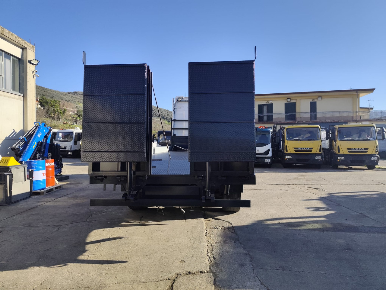 Camion plateau VOLVO FH16.660: photos 27