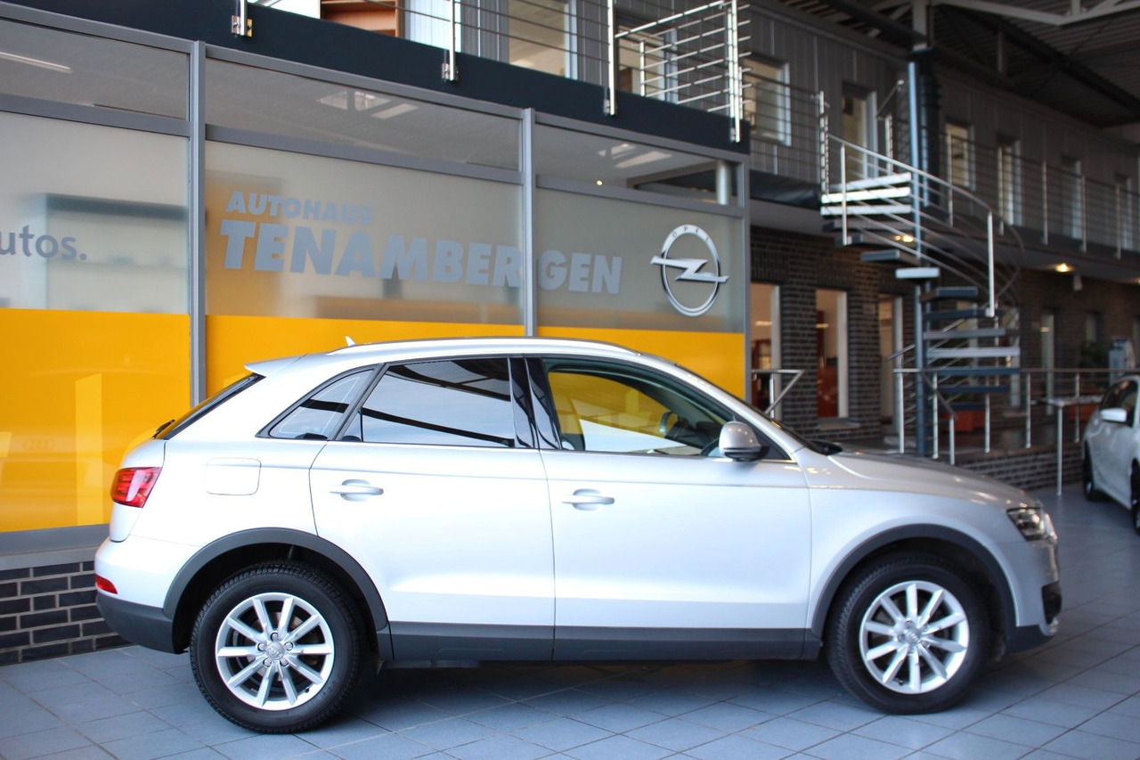 Audi Q3 2.0 TDI quattro Xenon Navi Sitzheizung AHK - SUV: photos 3 Audi Q3 2.0 TDI quattro Xenon Navi Sitzheizung AHK - SUV: photos 3
