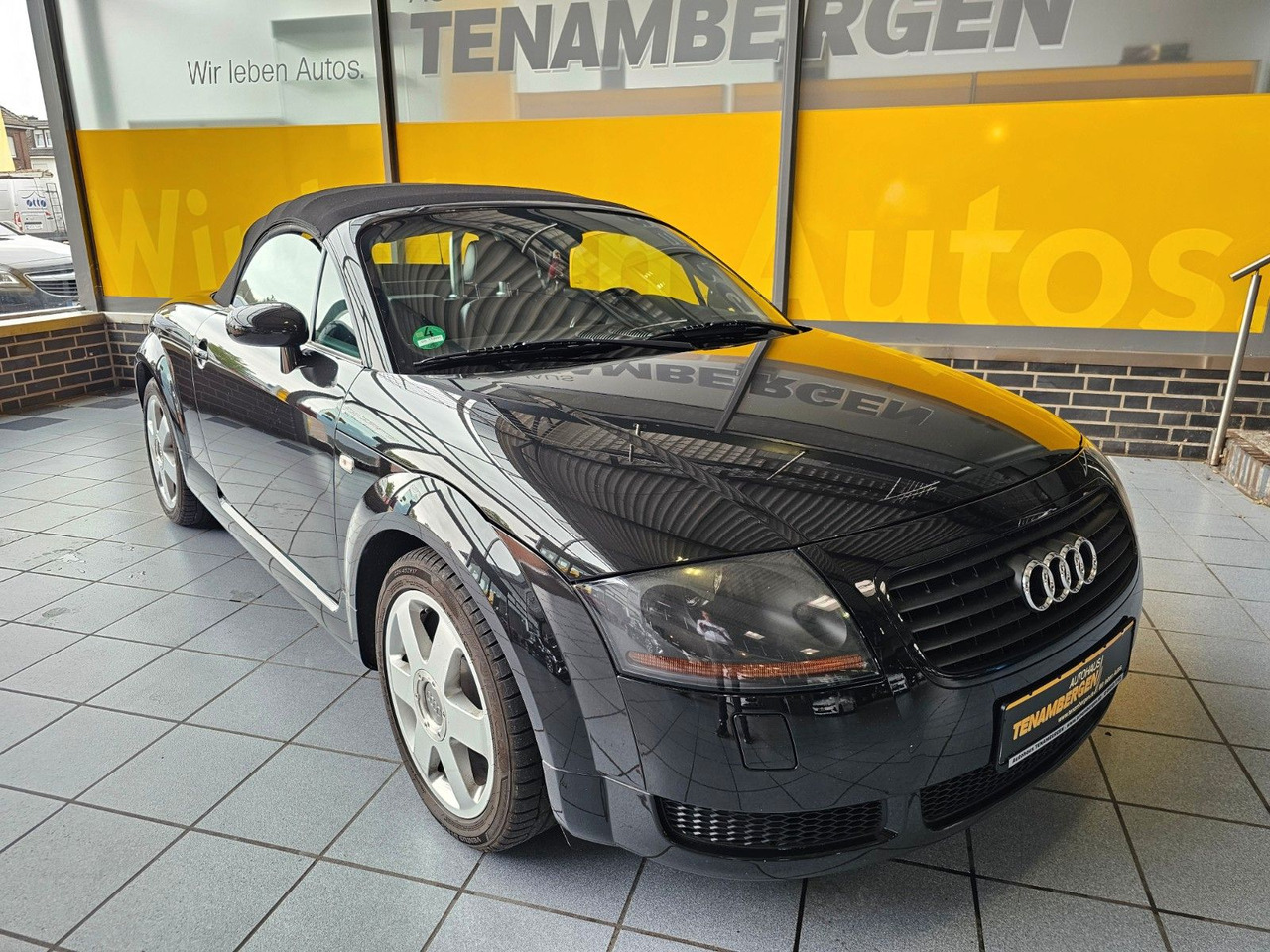 Audi TT 1.8 T Roadster Sitzheizung neues Verdeck - Voiture: photos 4 Audi TT 1.8 T Roadster Sitzheizung neues Verdeck - Voiture: photos 4