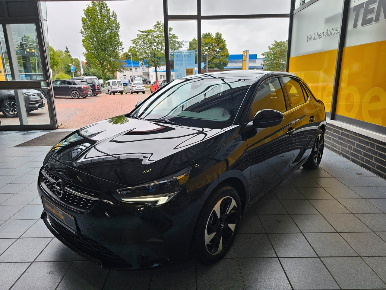 Opel Corsa F e Elegance Navi Pro SHZ LED 50KW DAB - Voiture: photos 2 Opel Corsa F e Elegance Navi Pro SHZ LED 50KW DAB - Voiture: photos 2