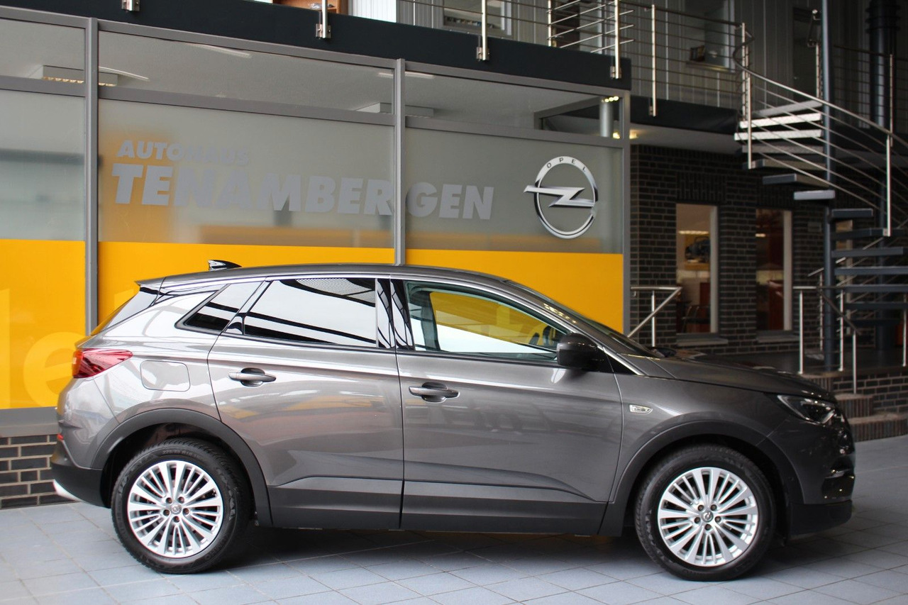 Opel Grandland X Innovation AT-8 Navi Kamera LED AHK - SUV: photos 3 Opel Grandland X Innovation AT-8 Navi Kamera LED AHK - SUV: photos 3