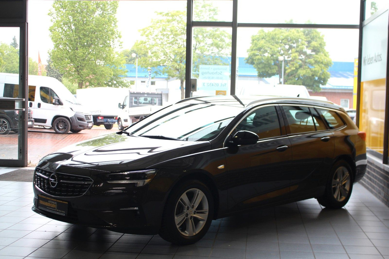 Opel Insignia B Navi SHZ Elegance IntelliLux LED - Voiture: photos 4 Opel Insignia B Navi SHZ Elegance IntelliLux LED - Voiture: photos 4