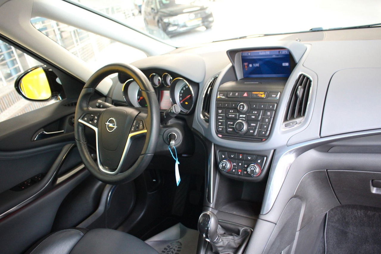 Transport de personnes Opel Zafira Tourer Navi Innovation Bi Xenon Bluetooth: photos 8